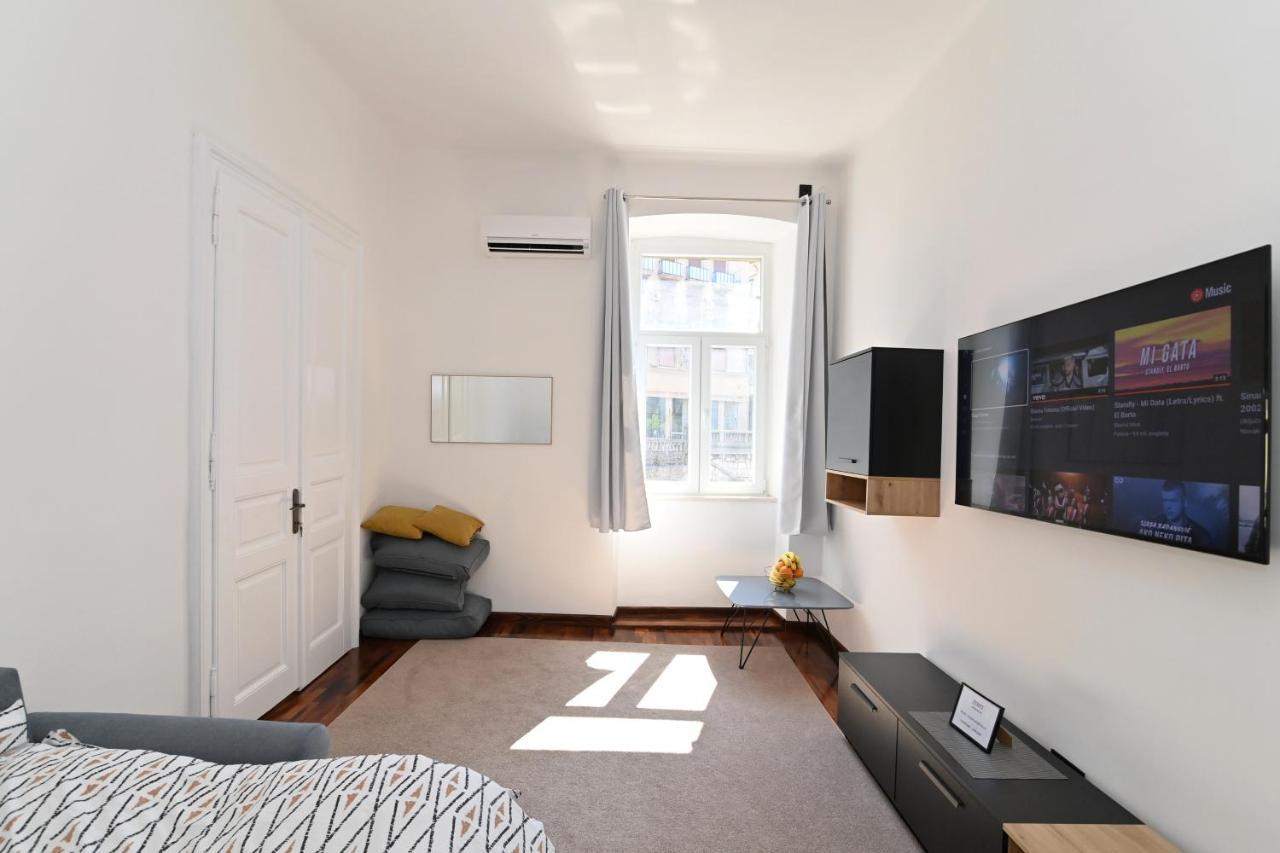 Tyson Apartman Rijeka Apartment ภายนอก รูปภาพ